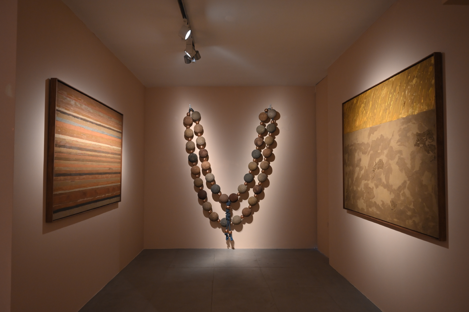 Maps of Layered Stratum